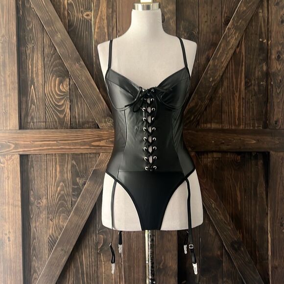 Lace-up Garter Teddy Bodysuit With 1pair Leg Ring - Picture 3 of 13